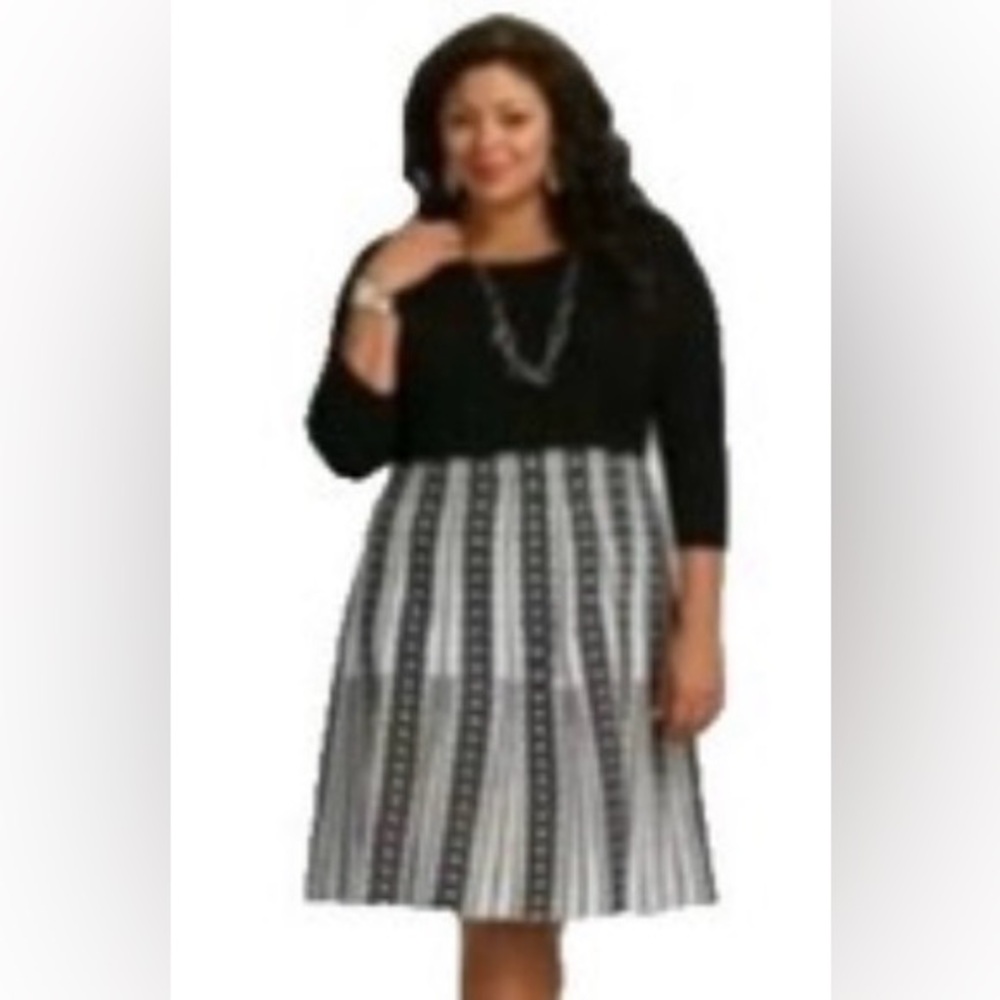 Roz & Ali Woman Black/White Scoop Neck Sweater Dress Size 1X